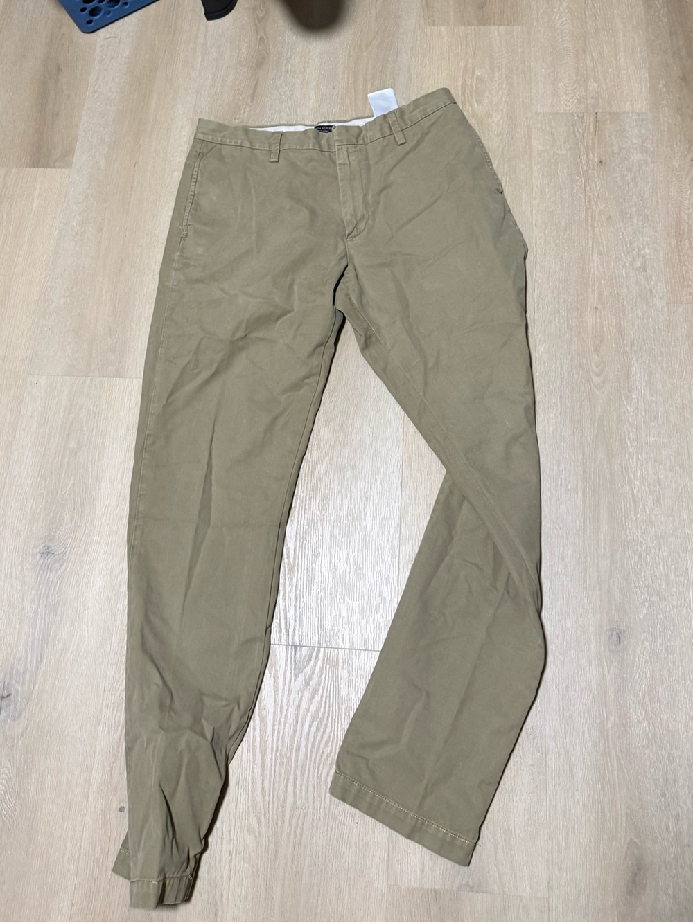 Banana Republic Men's Khaki Chinos - Light Olive Tan